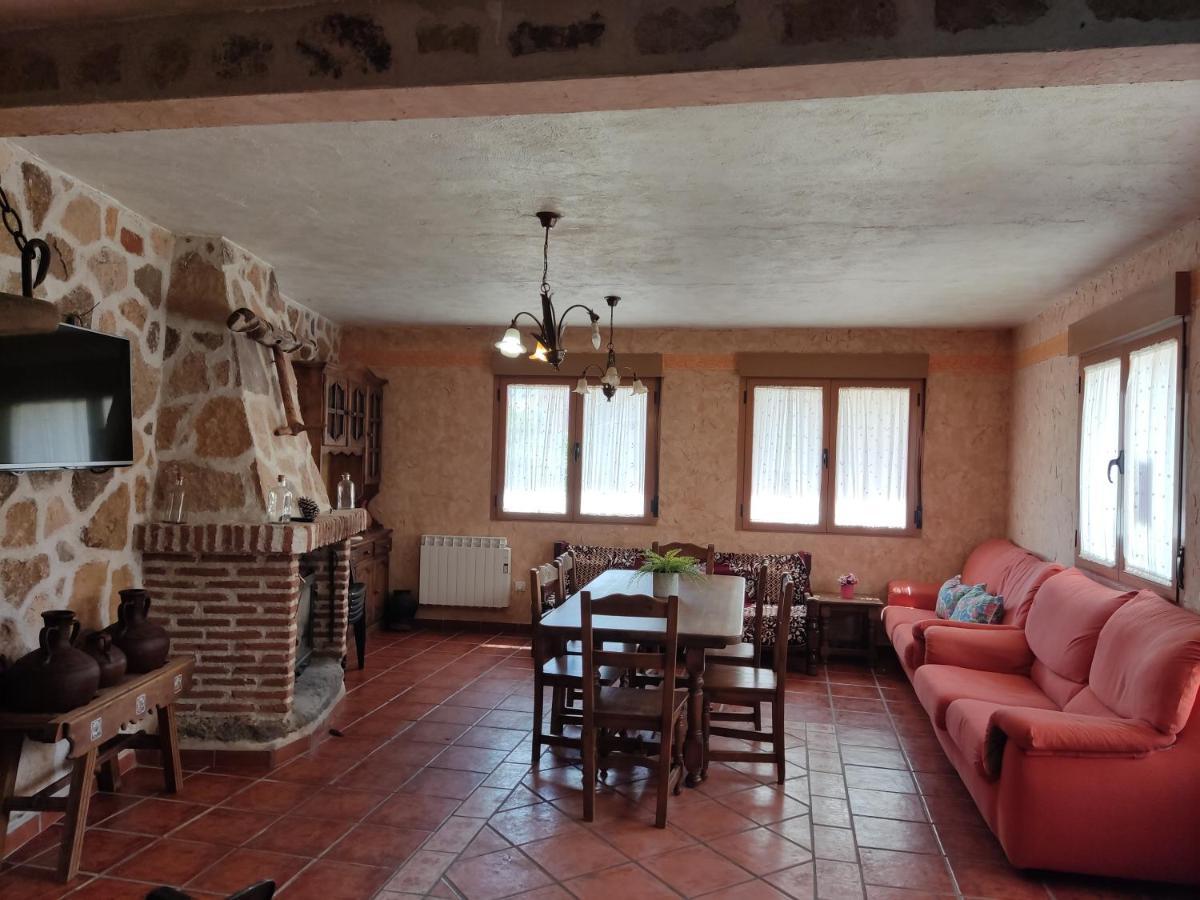 Casa Rural El Pajar نافالوينغا المظهر الخارجي الصورة